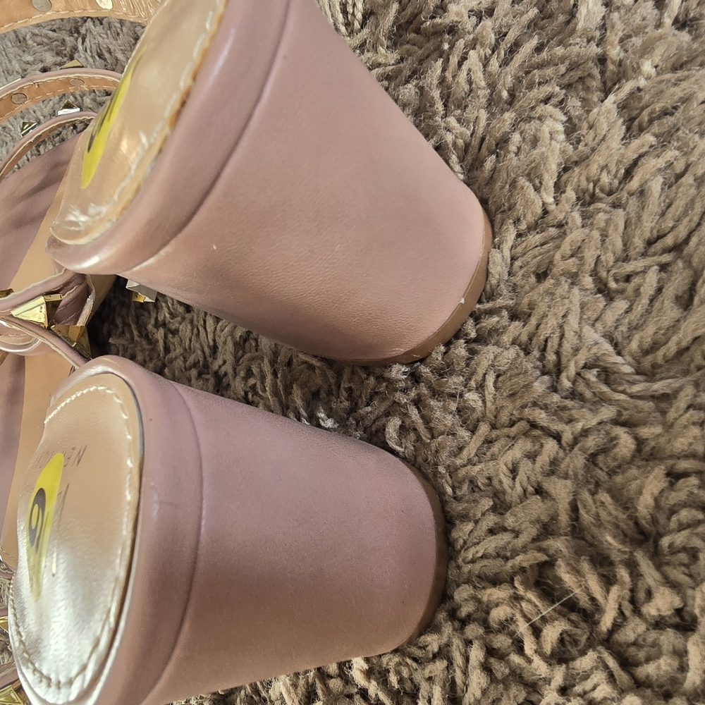 Nicole hiller New york shoes